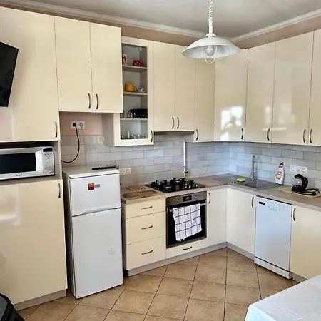 Appartement Kiraly Apartman